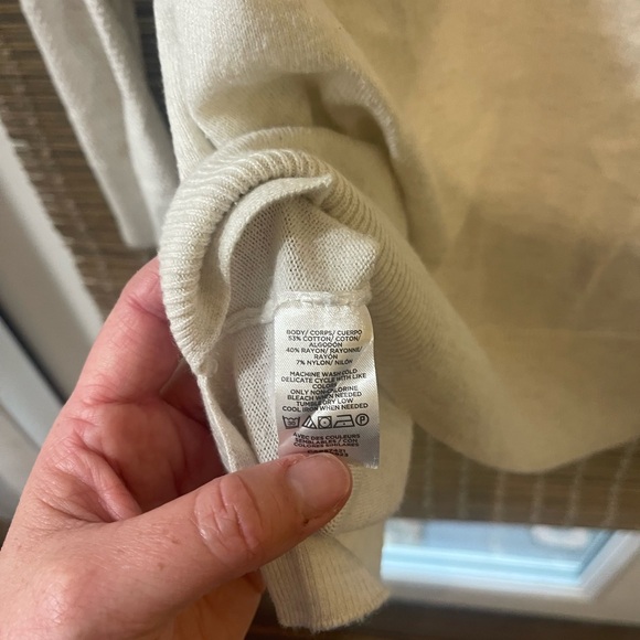 LOFT Soft Cream Knit sweater - Picture 3 of 4